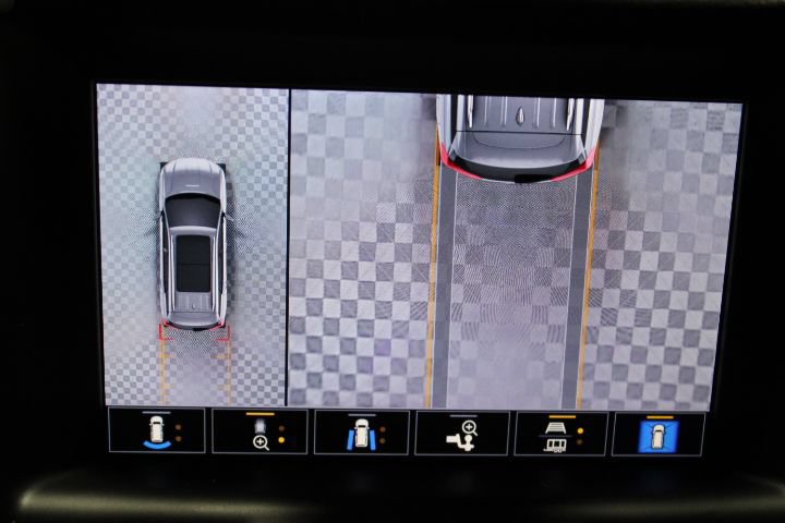Used 2024 GMC Terrain SLT w/ Tech Package AWD/4WD image 51