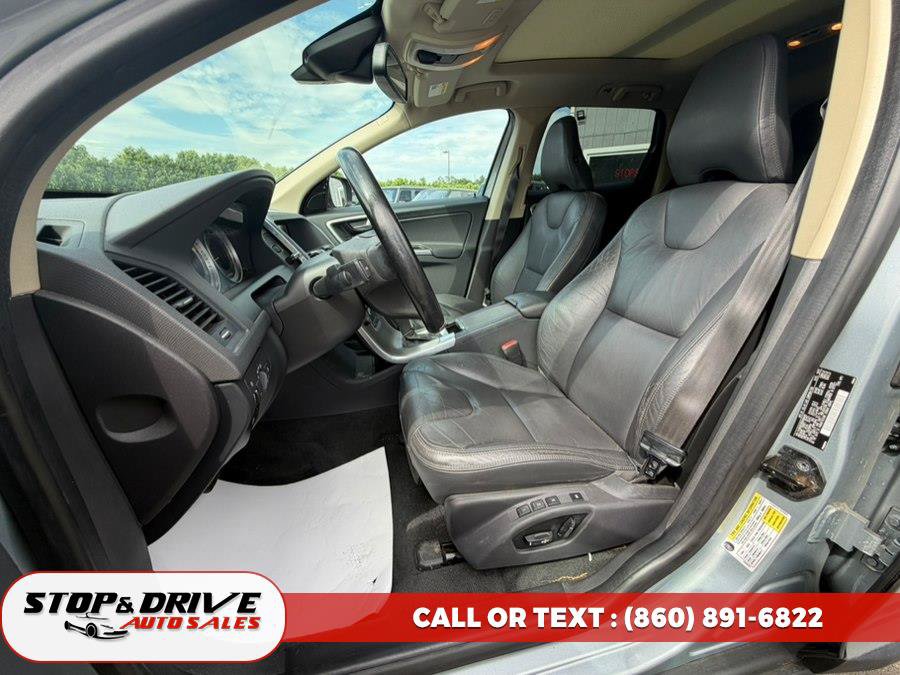 Used 2013 Volvo XC60 T6 AWD/4WD image 14