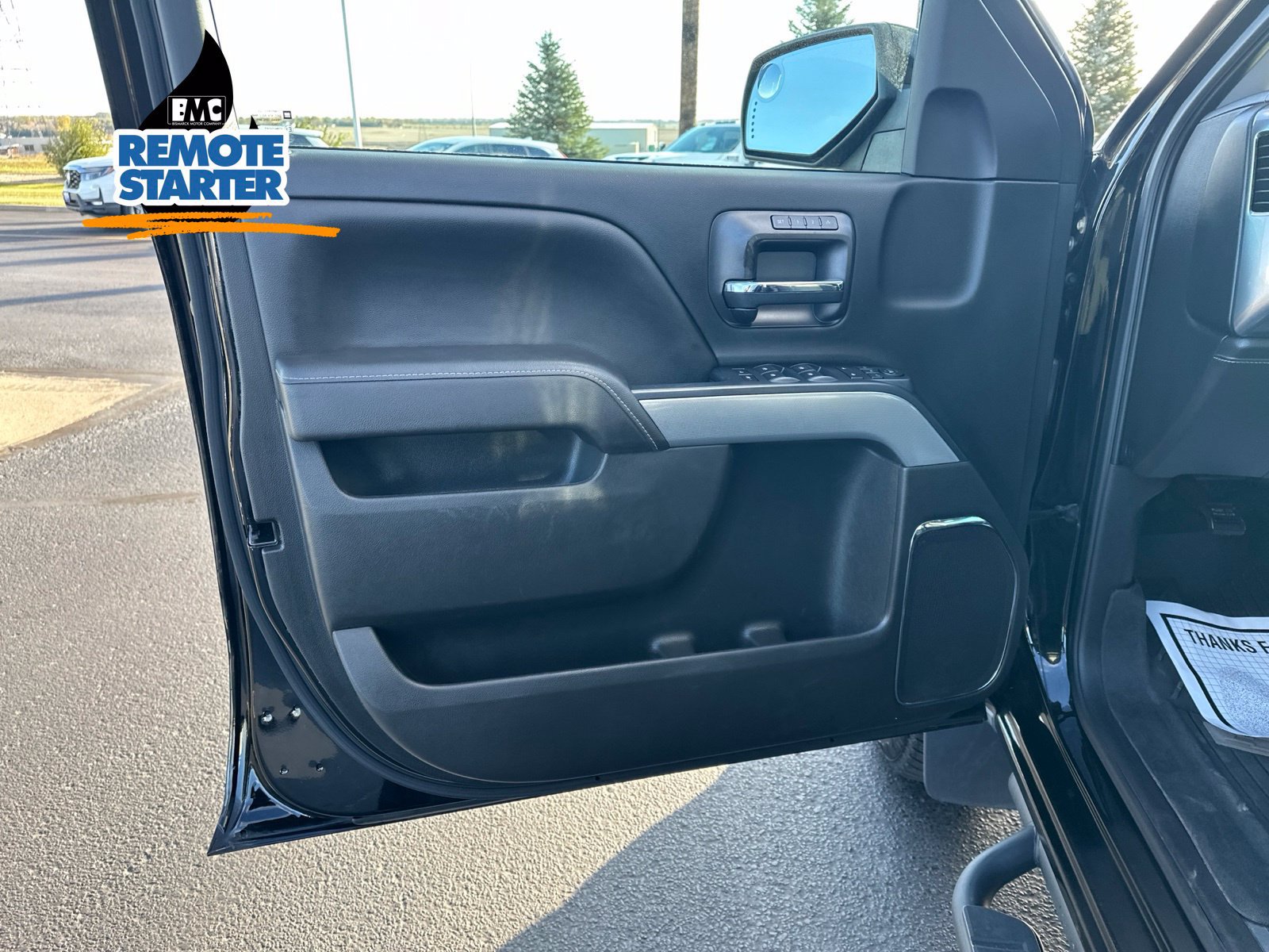 Used 2017 Chevrolet Silverado 1500 LTZ Z71 w/ Midnight Edition AWD/4WD image 19