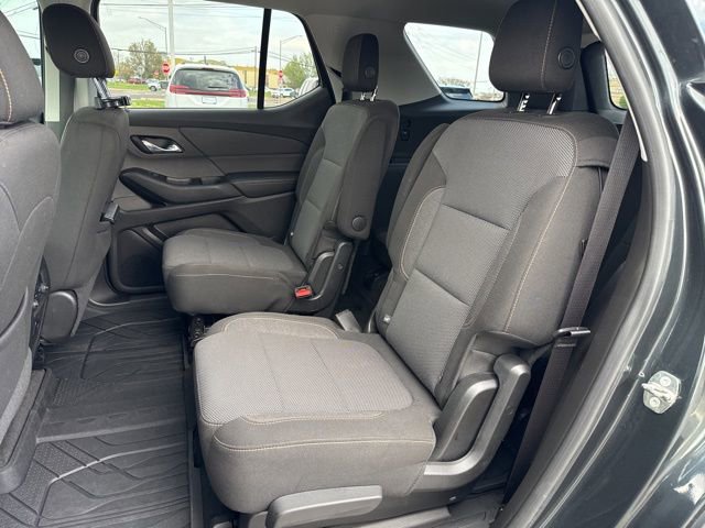 Used 2018 Chevrolet Traverse LT FWD image 19