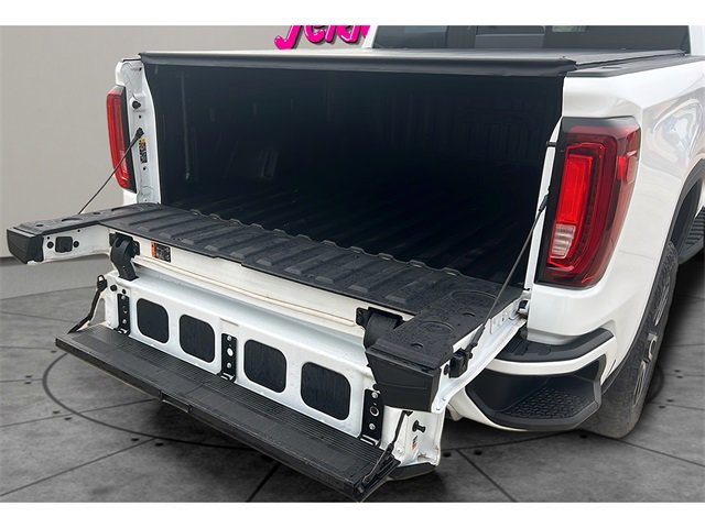 Used 2024 GMC Sierra 1500 AT4 w/ Technology Package image 12