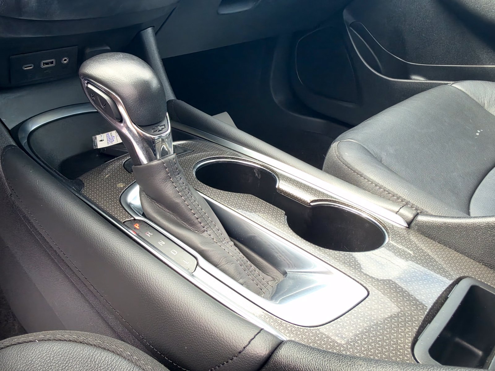 Used 2021 Chevrolet Malibu LT w/ Leather Package FWD image 20