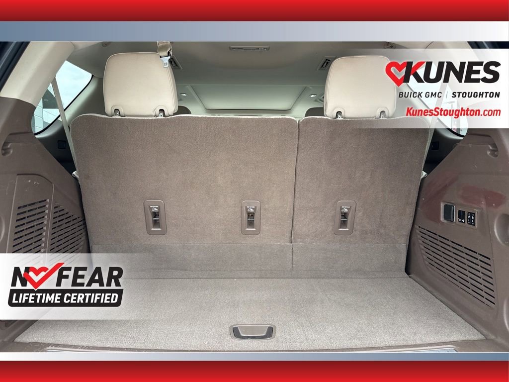 Used 2021 GMC Yukon Denali w/ Denali Premium Package image 45