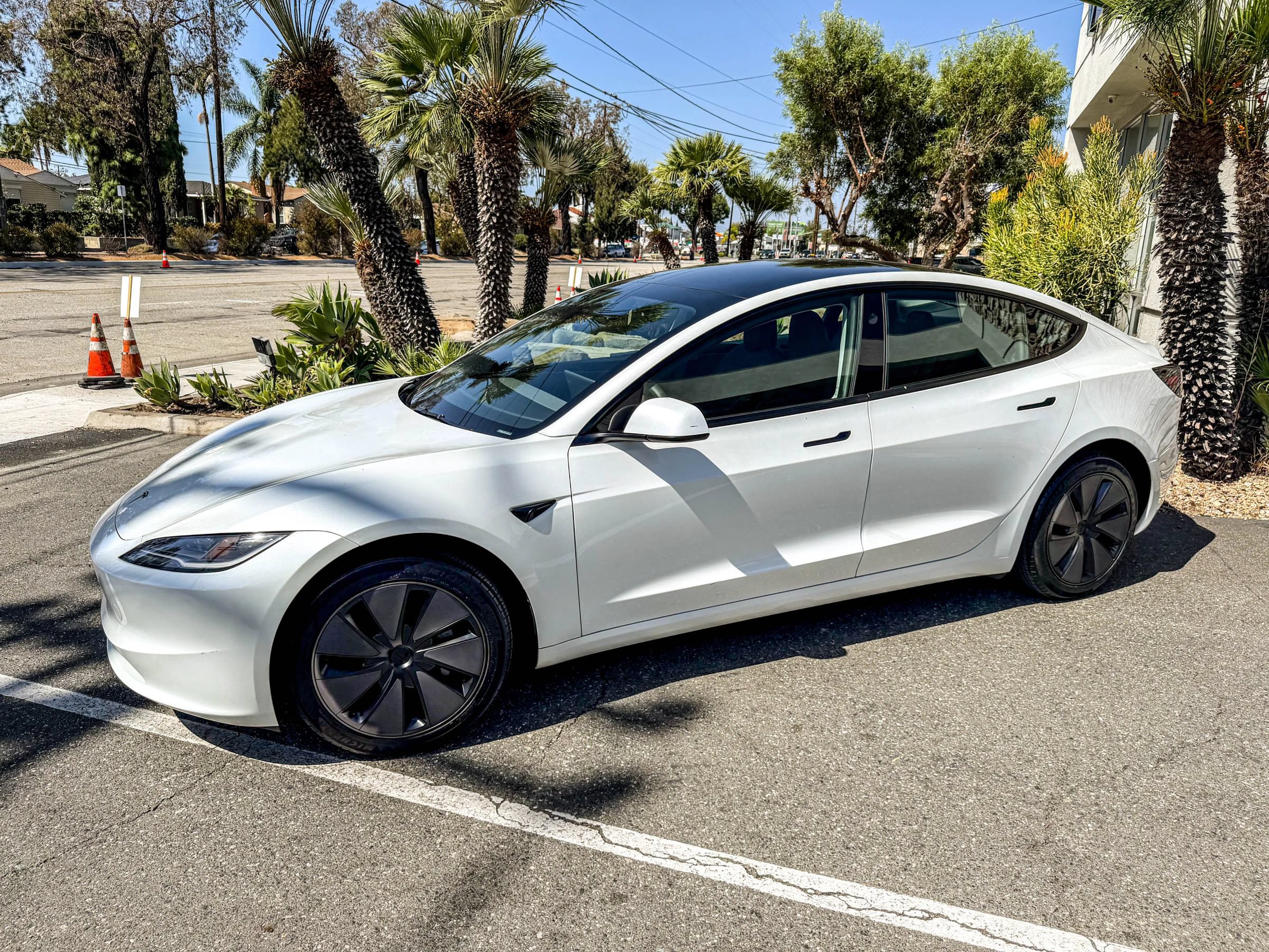 Used 2025 Tesla Model 3 Long Range RWD image 6