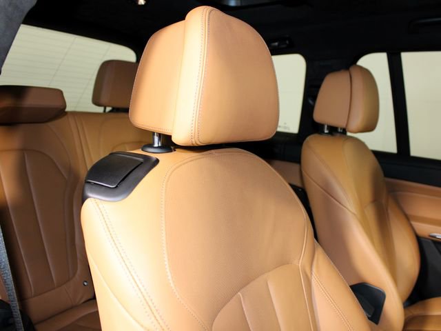 Used 2020 BMW X7 xDrive40i w/ Premium Package image 26