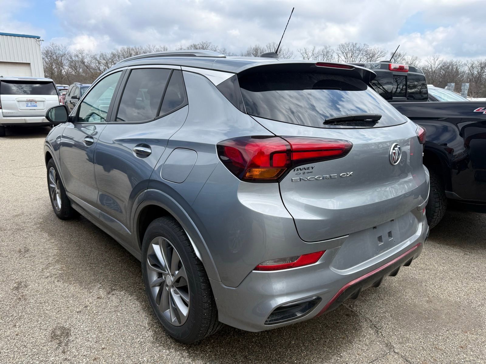 Used 2023 Buick Encore GX Select w/ Sport Touring Package image 4