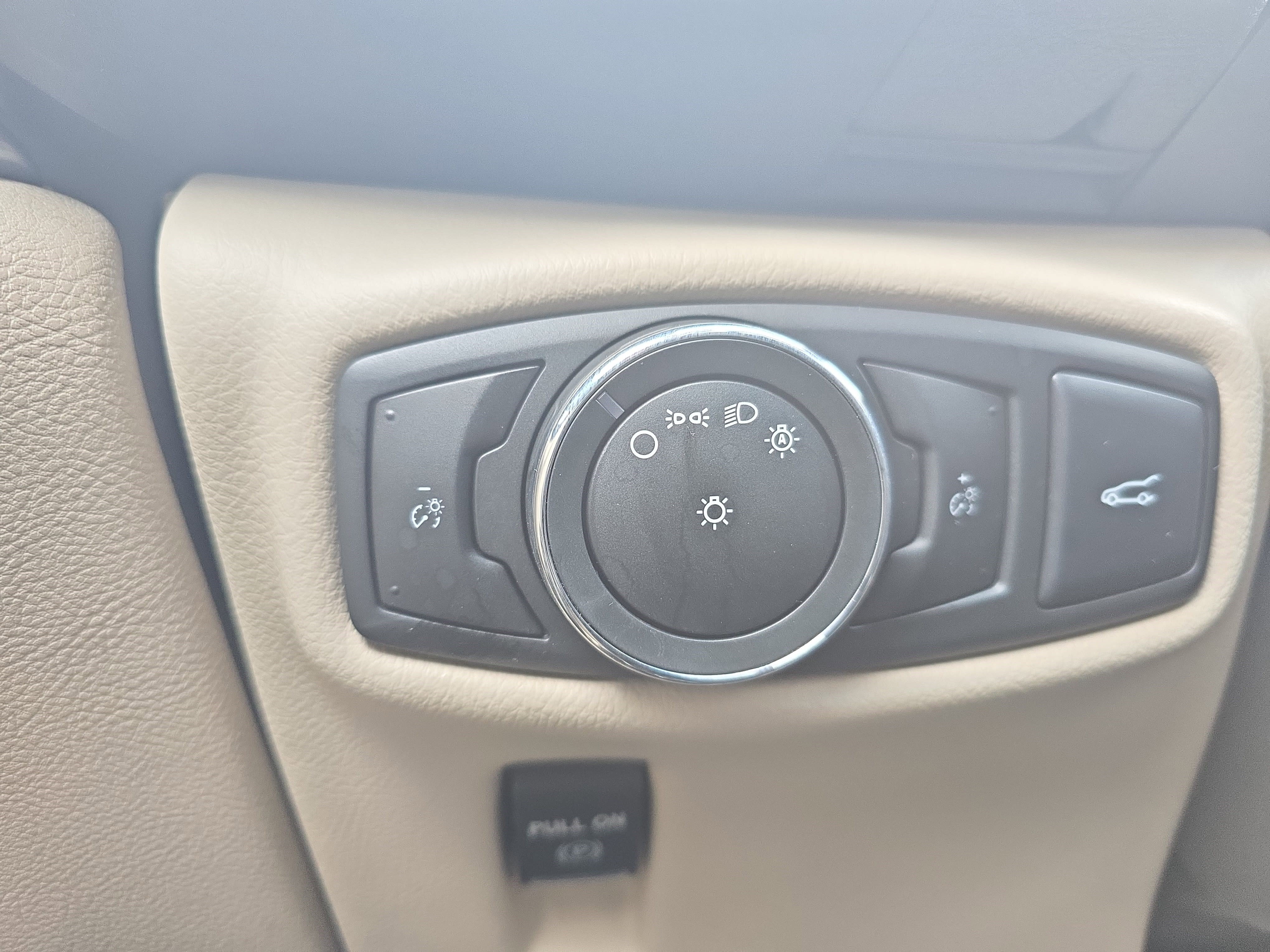 Used 2016 Lincoln MKX Reserve w/ Driver Assistance Package image 24