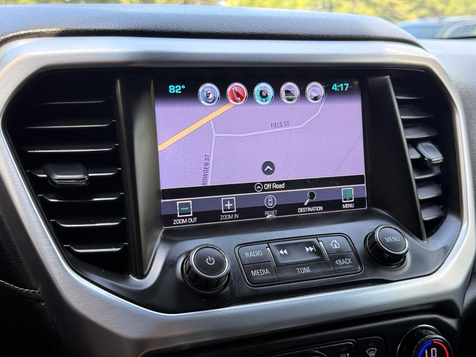 Used 2017 GMC Acadia SLT AWD/4WD image 44