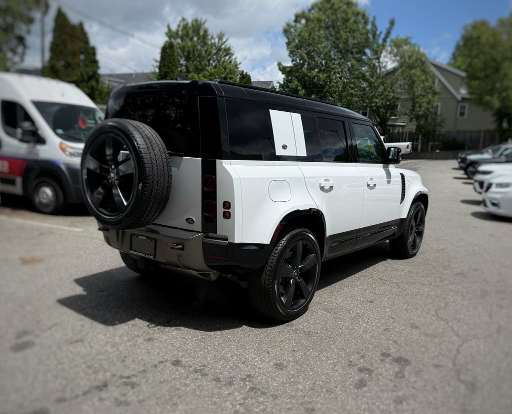 Used 2022 Land Rover Defender 110 X-Dynamic HSE AWD/4WD image 8
