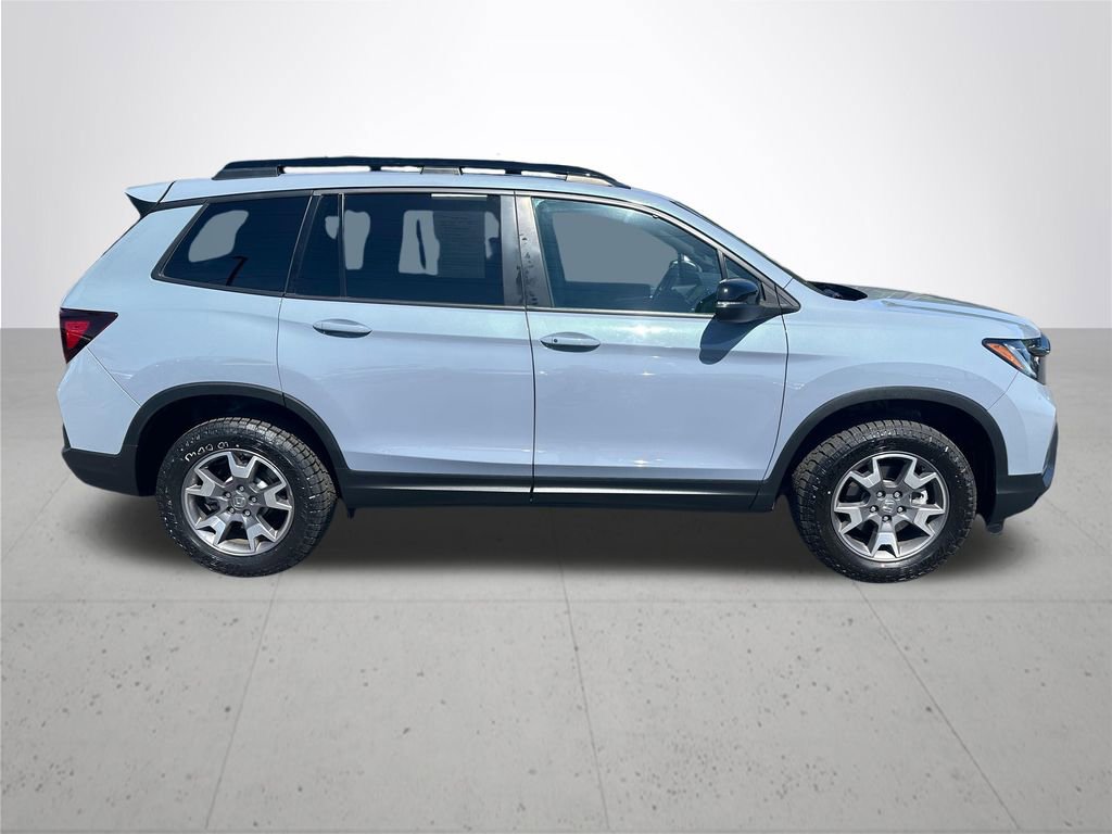 Used 2023 Honda Passport TrailSport image 6