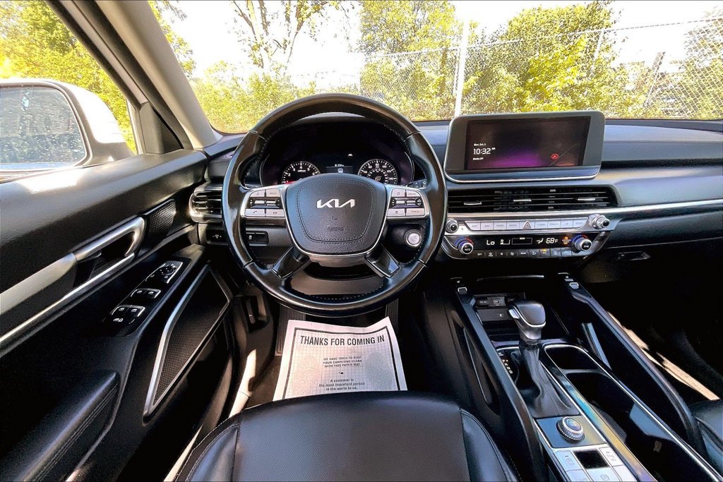 Used 2022 Kia Telluride S FWD image 5