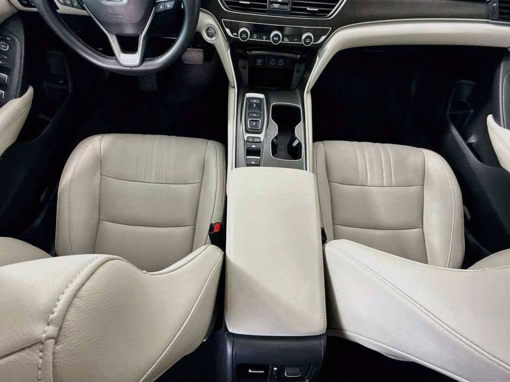 Certified 2021 Honda Accord Touring image 16