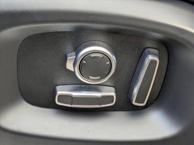 Used 2017 Land Rover Range Rover Sport SVR image 18