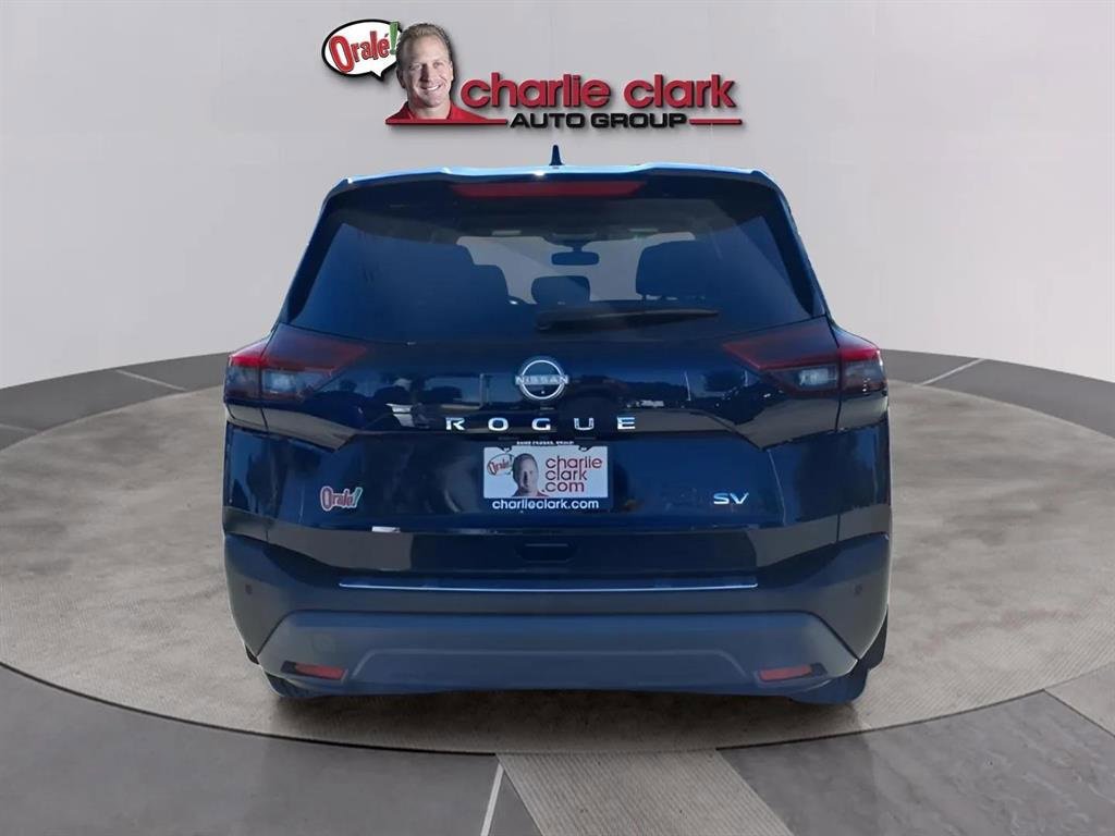 Used 2023 Nissan Rogue SV image 4