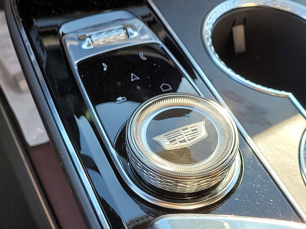 New 2026 Cadillac Lyriq Signature Luxury image 16