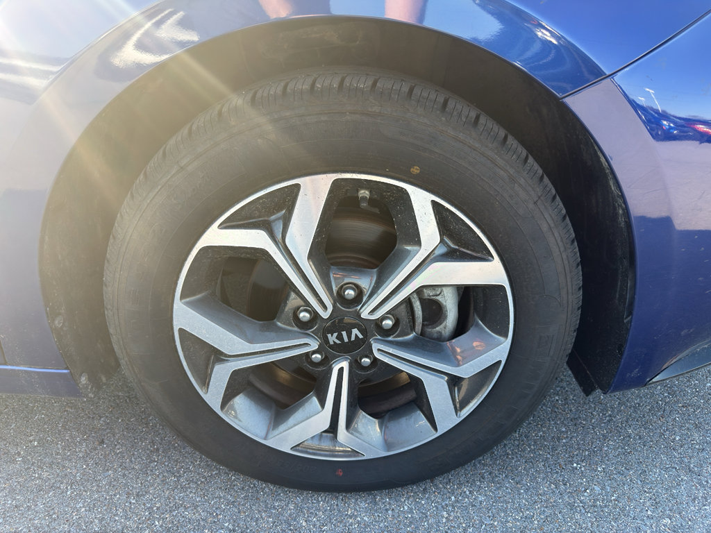 Used 2019 Kia Forte LXS image 15