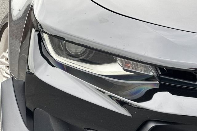 Used 2018 Chevrolet Camaro ZL1 image 40