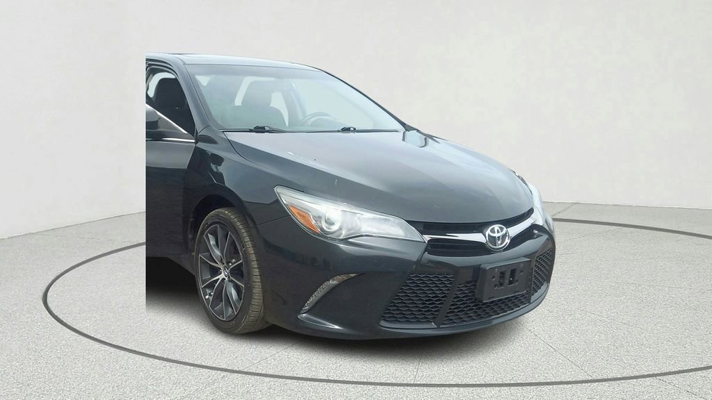Used 2016 Toyota Camry XSE w/ Moonroof Package FWD image 8