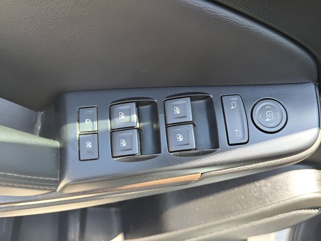 Used 2019 Chevrolet Tahoe LS AWD/4WD image 19