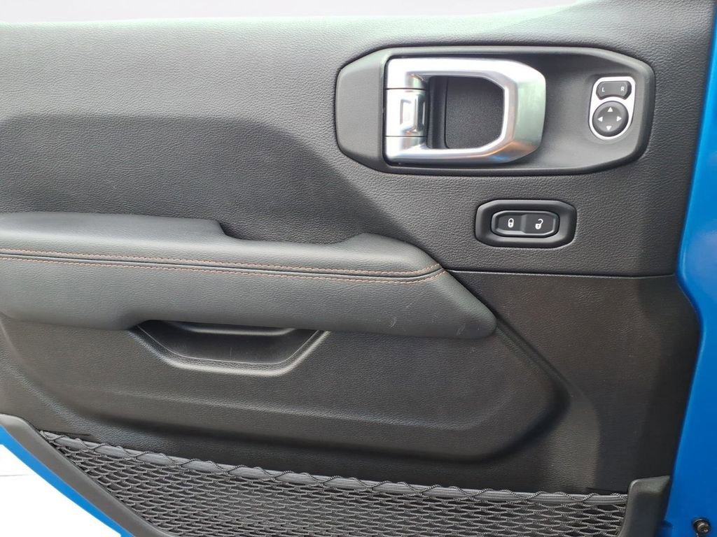 Used 2023 Jeep Wrangler Unlimited Rubicon 392 w/ Dual Top Group image 21