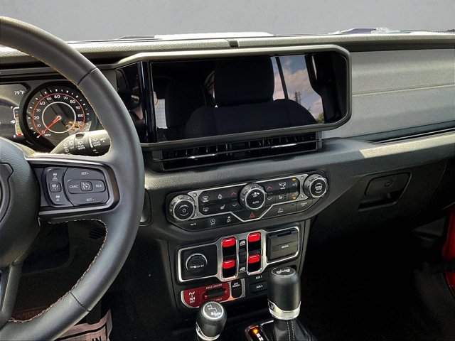 Used 2024 Jeep Wrangler Unlimited Sport AWD/4WD image 8