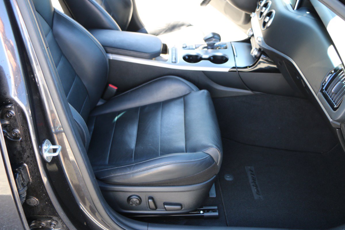 Used 2020 Kia Stinger GT2 RWD image 31