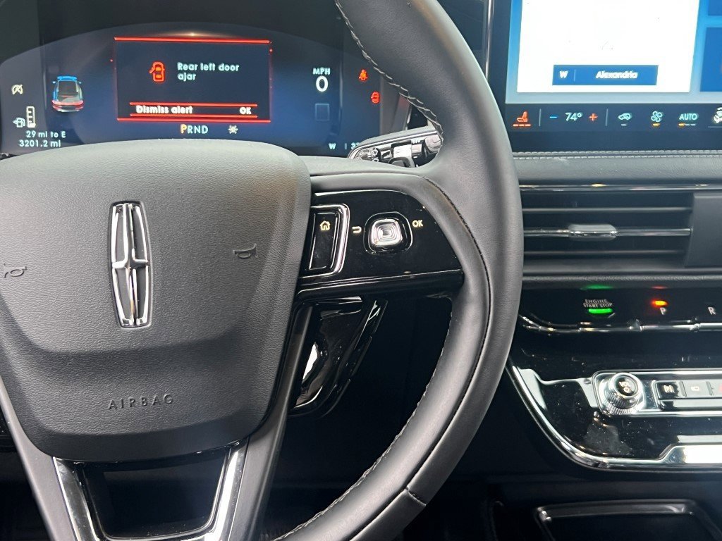 Certified 2025 Lincoln Corsair AWD image 20