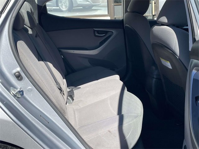 Used 2016 Hyundai Elantra SE image 10