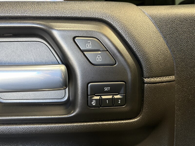 Used 2021 Chevrolet Silverado 2500 LTZ AWD/4WD image 14