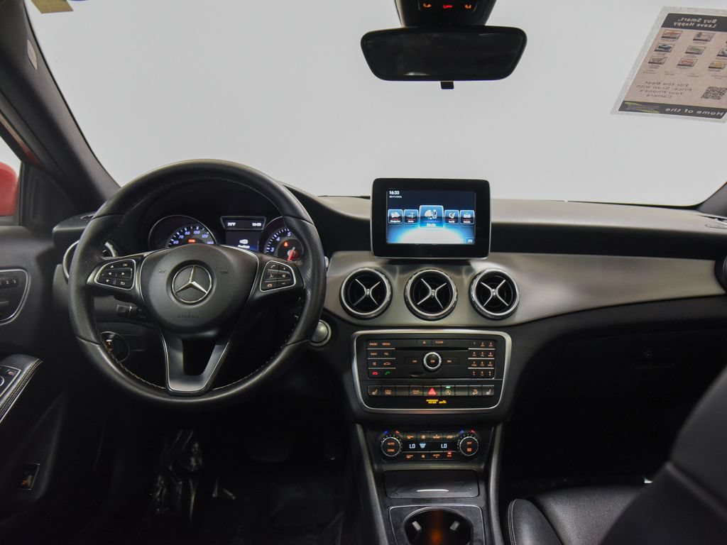 Used 2016 Mercedes-Benz GLA 250 4MATIC image 31