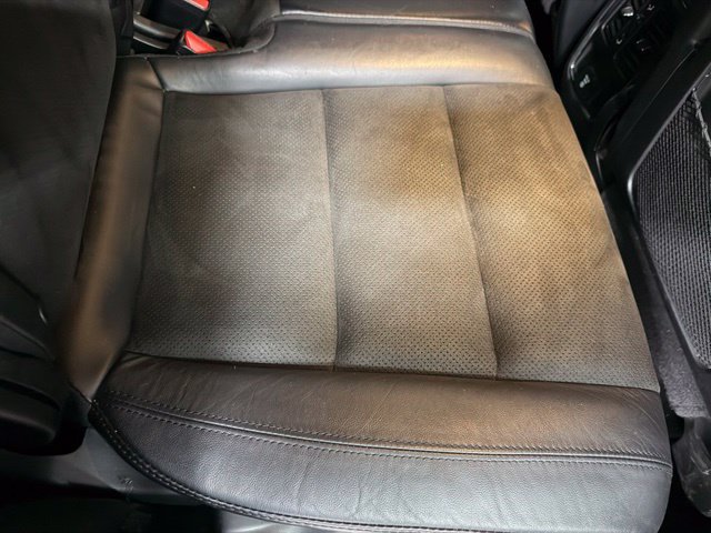 Used 2019 Jeep Grand Cherokee Altitude AWD/4WD image 24