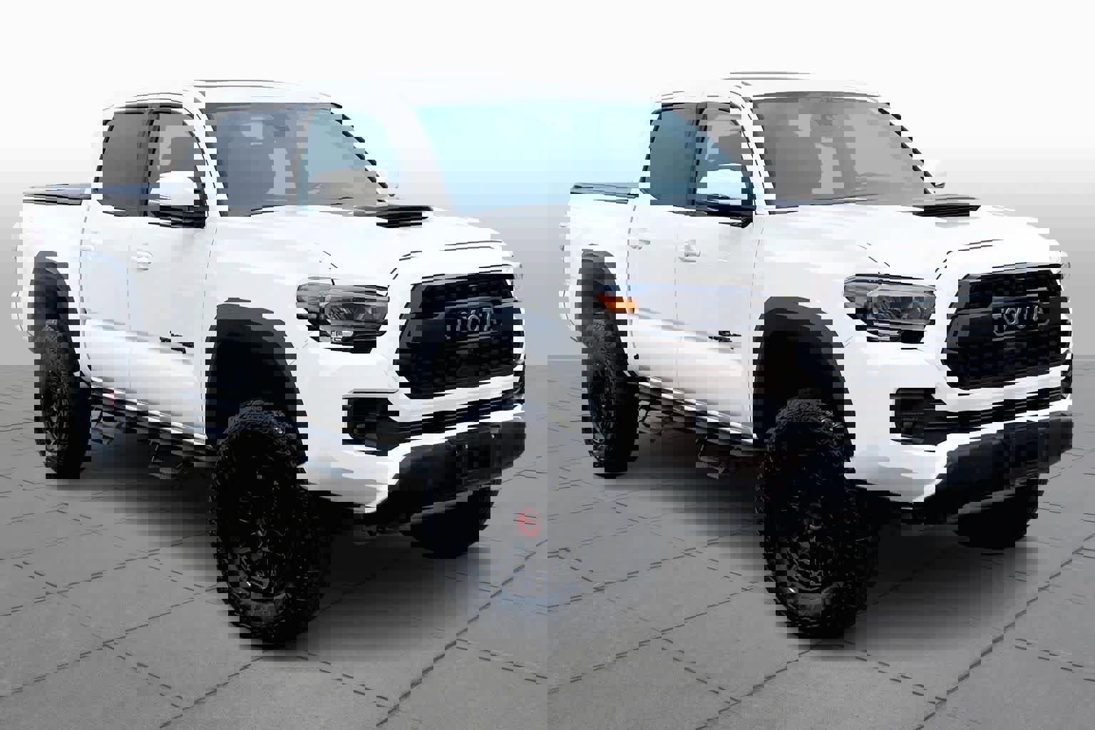 Used 2023 Toyota Tacoma TRD Pro image 3