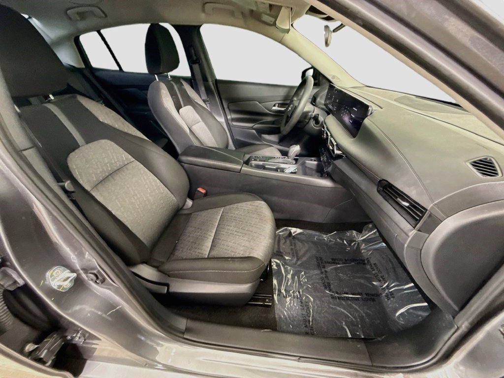 Used 2026 Nissan Sentra SV w/ Floor Mat Package FWD image 28