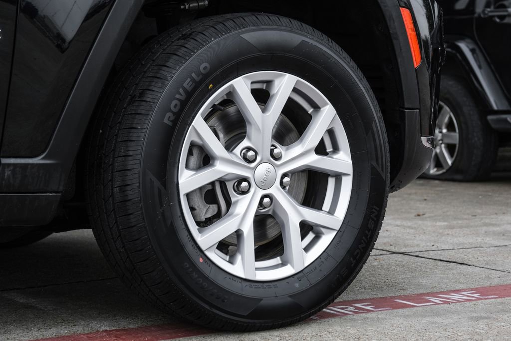 Used 2022 Jeep Grand Cherokee L Limited AWD/4WD image 71