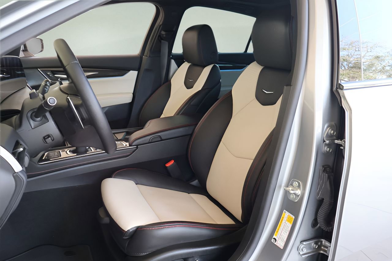 Certified 2025 Cadillac CT5 Sport image 12