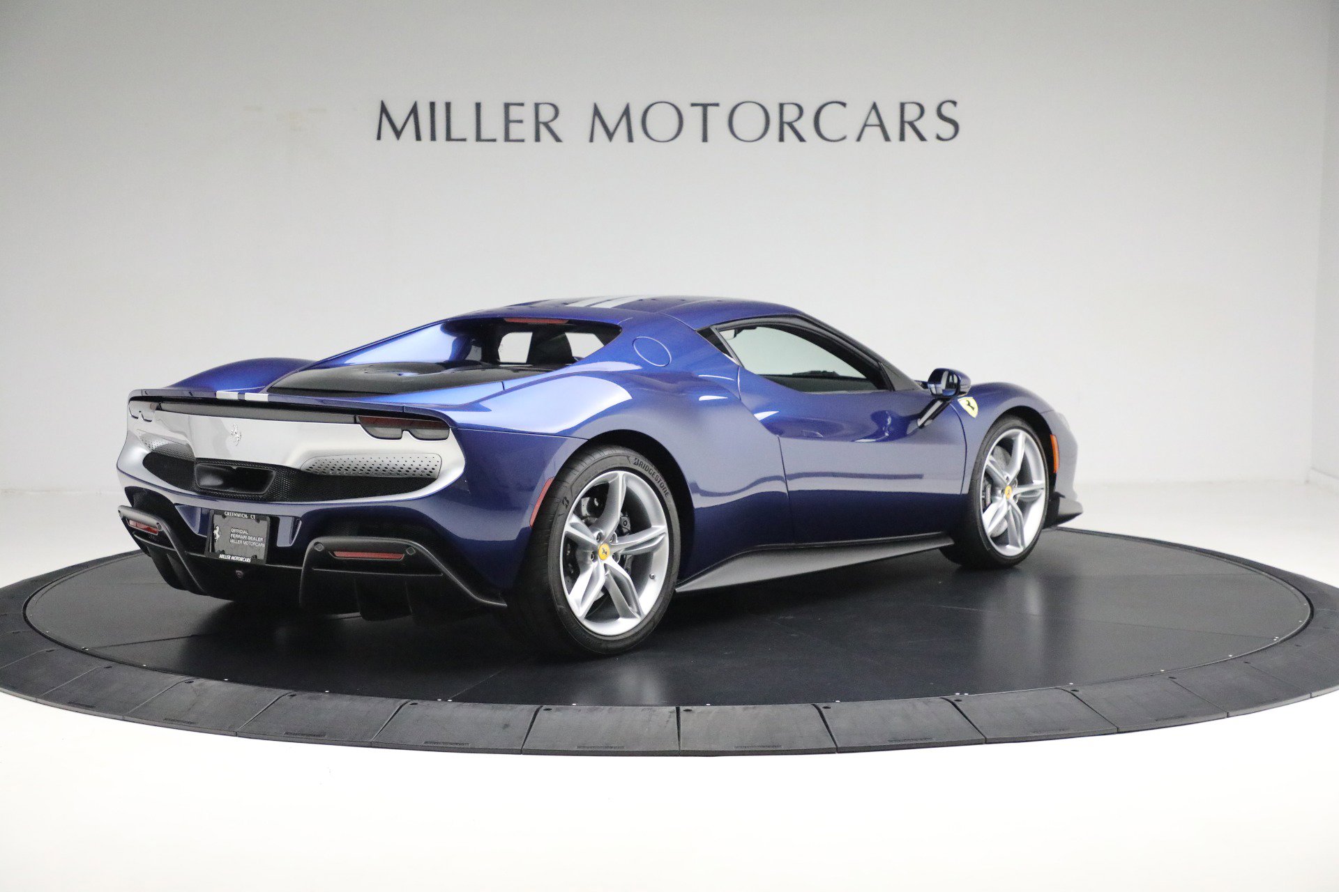 Used 2022 Ferrari 296 GTB image 8