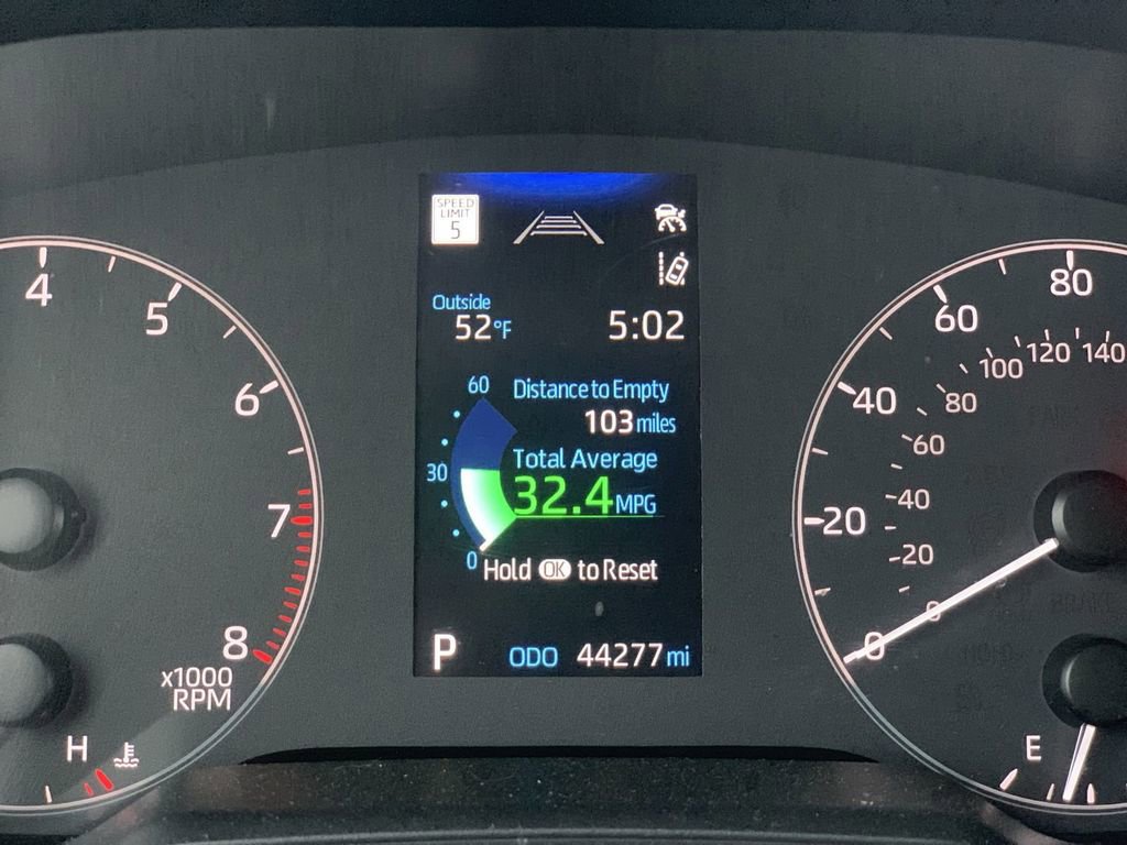 Used 2023 Toyota Corolla LE image 9