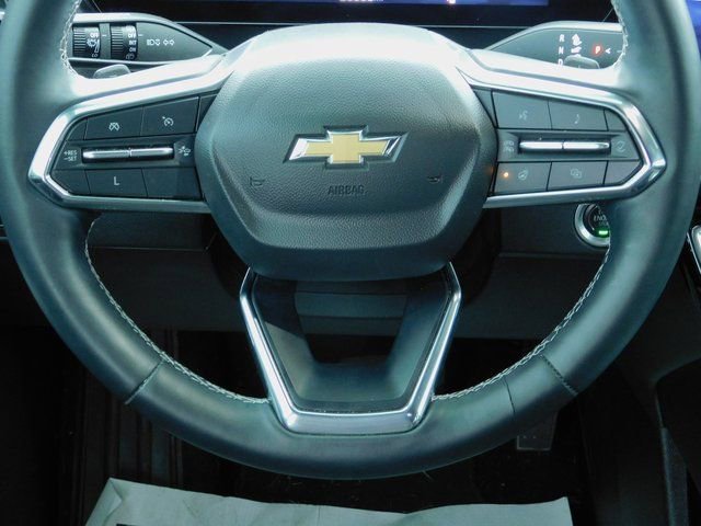 Used 2024 Chevrolet Traverse LT image 16