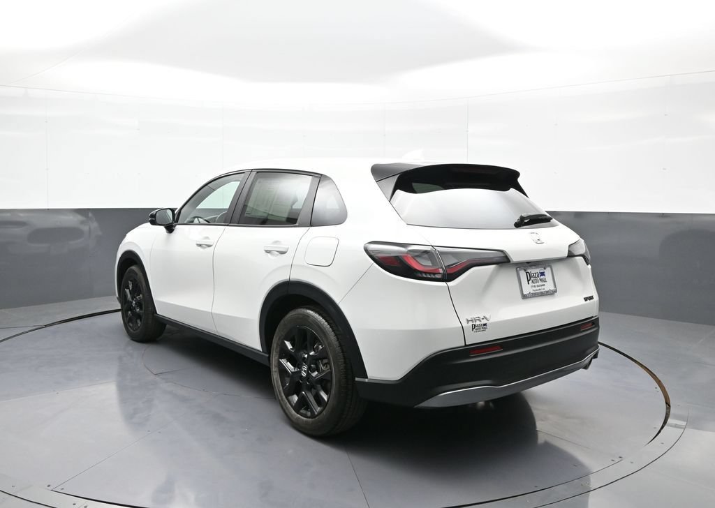 Certified 2025 Honda HR-V Sport image 8