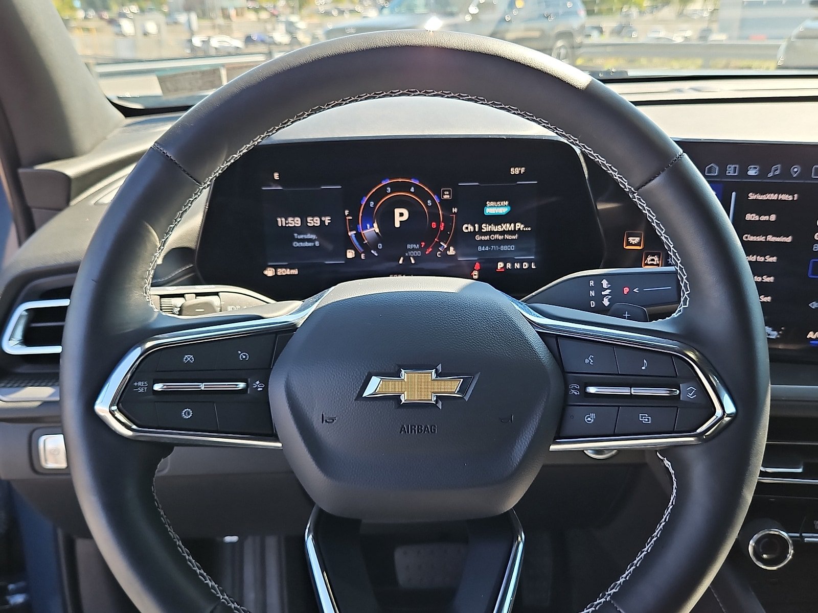 Used 2026 Chevrolet Traverse LT FWD image 18