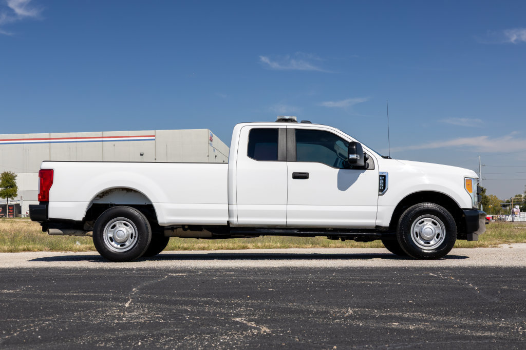 Used 2017 Ford F250 XL w/ Power Equipment Group RWD image 8