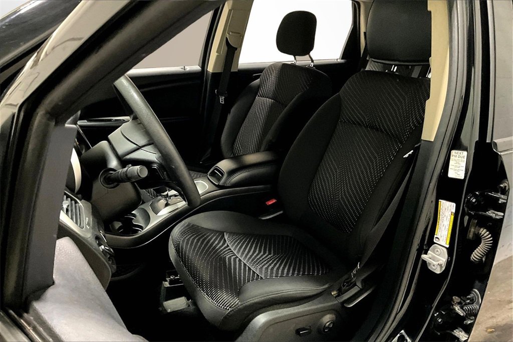 Used 2015 Dodge Journey SXT w/ Flexible Seating Group image 19