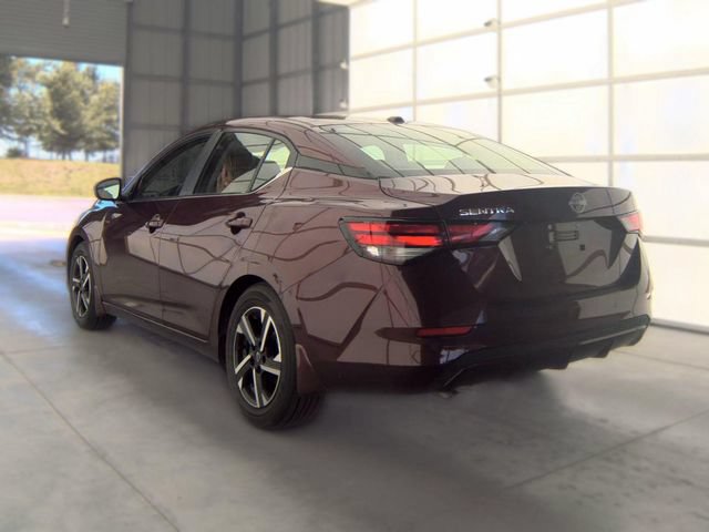 Used 2025 Nissan Sentra SV w/ All-Weather Package FWD image 8
