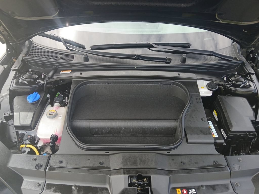Used 2025 Hyundai Ioniq 6 SEL RWD image 22