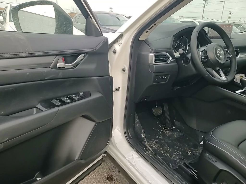 New 2025 MAZDA CX-5 AWD 2.5 S w/ Preferred Package image 11