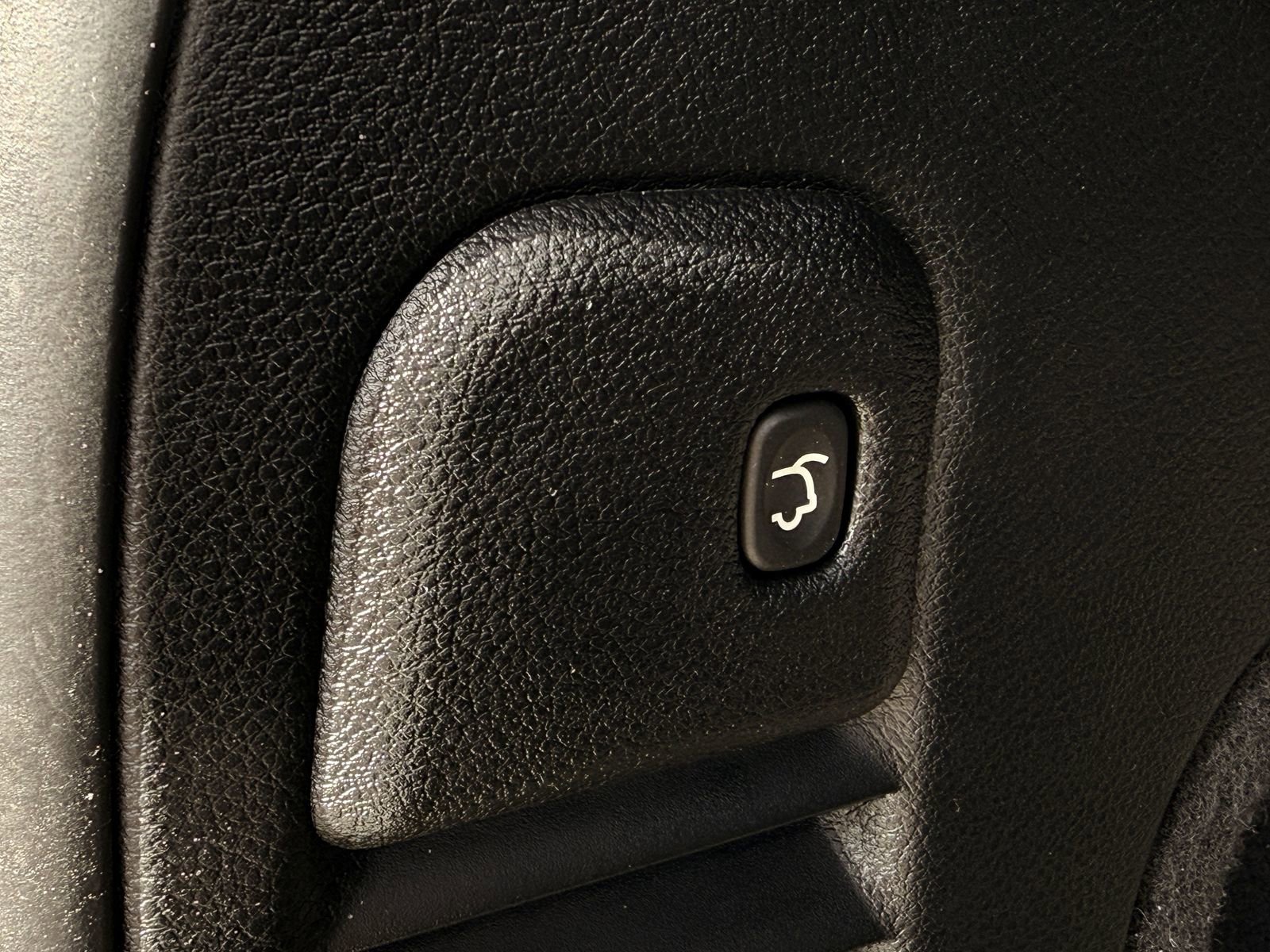 Used 2019 Jeep Grand Cherokee Trailhawk image 31