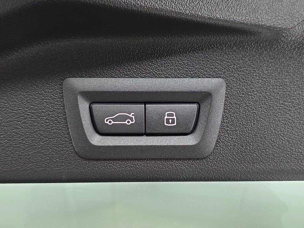 New 2026 BMW X5 xDrive40i w/ Off-Road Package image 13