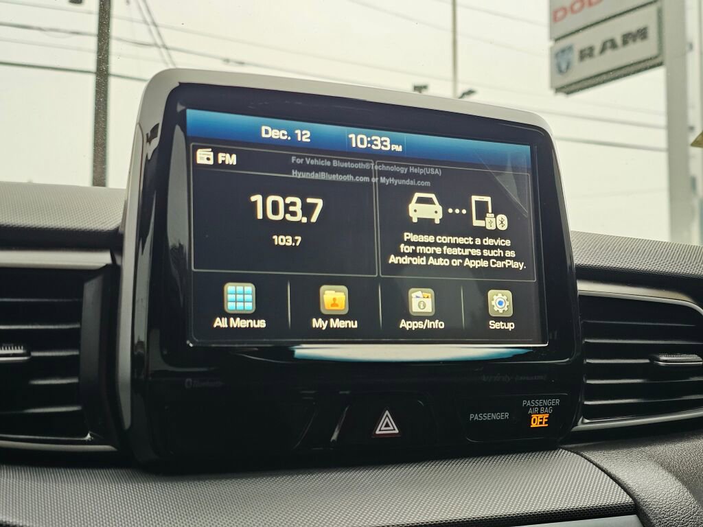 Used 2020 Hyundai Veloster Turbo image 20