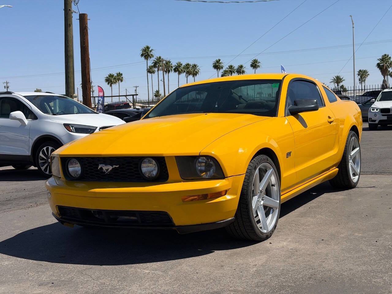 Used 2006 Ford Mustang GT RWD image 2