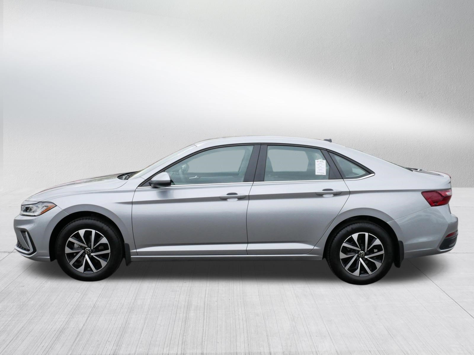 Certified 2026 Volkswagen Jetta S FWD image 4